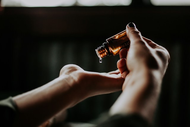 Five Common Skincare Mistakes and How to Avoid Them Five Common Skincare Mistakes and How to Avoid Them